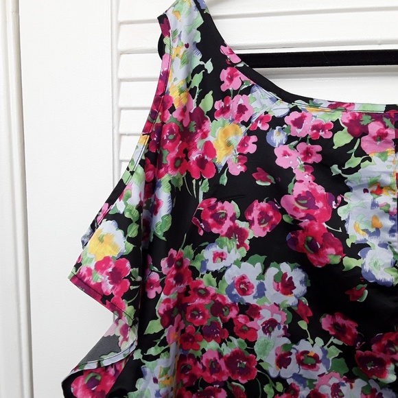 Torrid Open Shoulder Floral Top Blouse Plus 22/24 - Picture 5 of 7